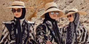 Koleksi Neo Culture Vivi Zubedi yang Tampil di NYFW S/S 2023