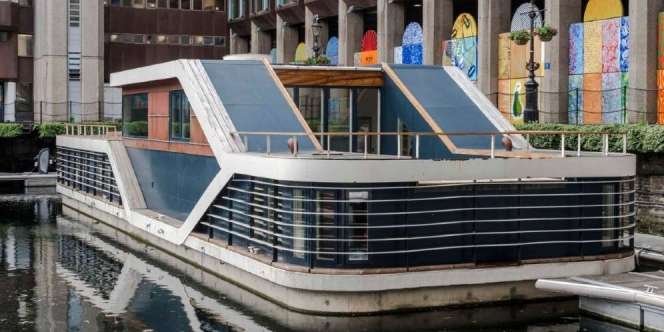 Rumah Apung Berdesain Futuristik, Interiornya Sangat Modern