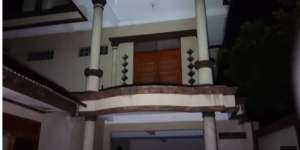 Potret Rumah Terbengkalai Milik Eks Wakapolri, Isinya Seram Banget, Bikin Merinding!