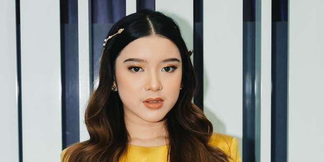 Jalan-Jalan Bareng Ayang, Model Baju Tiara Andini Bikin Netizen Gagal Paham