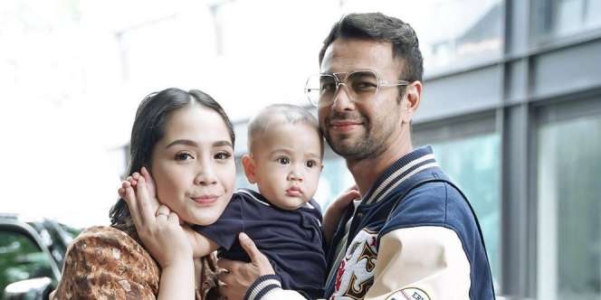Terungkap Alasan Nagita Slavina Tertawakan Raffi Ahmad Saat Catwalk di NYFW 2022