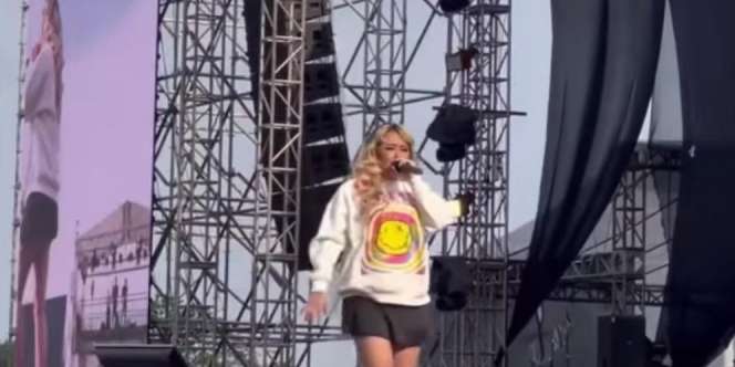 Tampil Heboh di Atas Panggung, Pinkan Mambo: Aku tuh Pakai Celana