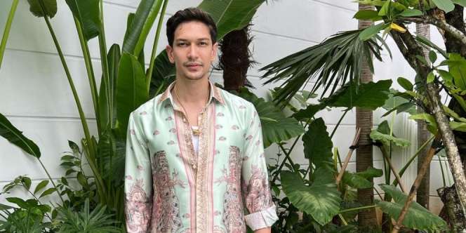 Bikin Melting! Dimas Beck Makin Tua Makin Mempesona