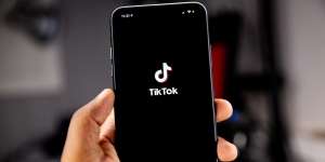 Arti Kata Spontan dan ‘Spontan Uhuy’ yang Sempat Viral di TikTok, Ternyata Jargon Legendaris!