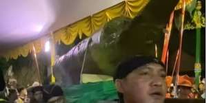 Cerita Lemper Raksasa 2,5 Meter, Hanya Ada Saat Rebo Pungkasan