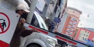 Ngakak! Judulnya Otomatis, Portal di Tasikmalaya Ternyata Pakai Tenaga `Mas Surya`