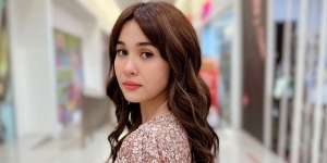 Inilah Sosok Emma Maembong, Istri Aldi Taher di Film Horor <em>Bisikan Jenazah</em>
