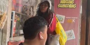 Lagi Asyik Makan di Warteg, Pria Ini Mendadak Dilabrak Pengamen: Punya Mulut Dijaga Mas!
