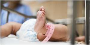 Doa Ketika Menjenguk Bayi Baru Lahir dan Hal yang Dilakukan untuk Menyambut Kelahiran Sesuai Ajaran Islam