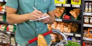 Mirip Ospek, Pria Ini Diberi Daftar Belanja seperti Tebak-tebakan oleh Istrinya