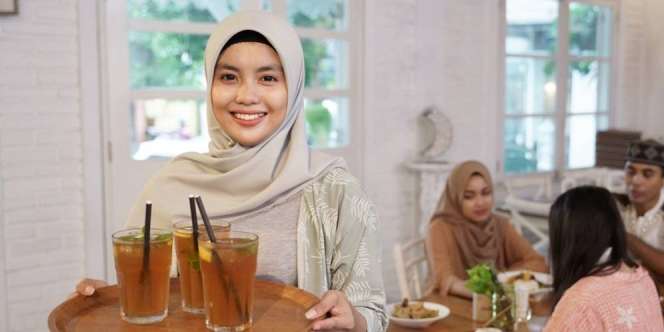 Es Teh Manis Bisa Merusak Ginjal? Dokter Beri Penjelasan
