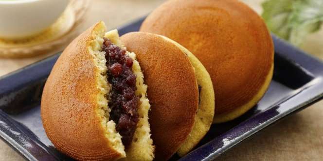 Buat Sendiri Dorayaki Favorit Doraemon, Mudah Banget!