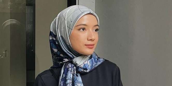 Gaya Hijab Segiempat Jadi Fashion Statement