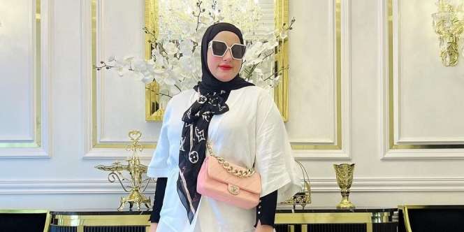Tasyi Athasyia Tampil dengan Riasan Seperti Barbie, Warganet: 'Cantiknya Enggak Masuk Akal'
