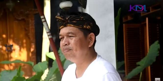 Cerita Dedi Mulyadi hingga Jadi Politisi: Pernah Menggembala Kambing dan Berjualan Es