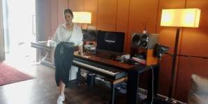Titi Radjo Padmaja Rilis Single Flow, Ungkap Rasa Syukur dan Berserah kepada Sang Pencipta