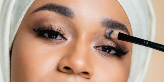 Tutorial Eyeshadow Cetar ala MUA Hanya dengan 2 Warna