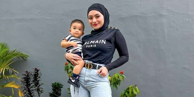 Nama Kontak Nathalie di Handphone Sule Disorot