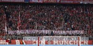 Momen Fans Bayern Munich Kibarkan Spanduk Kenang Tragedi Kanjuruhan: 'Lebih 100 Orang Dibunuh Polisi'