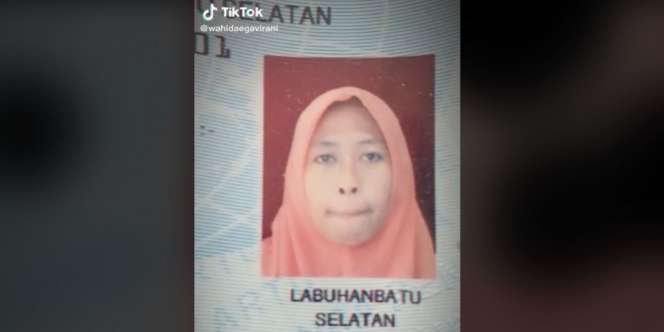 Wanita Ini Pamer Foto KTP Miliknya, Warganet Sedih Sekaligus Ngakak
