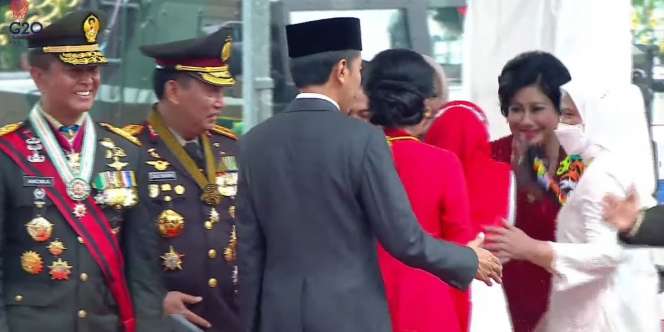 Heboh Video Jokowi Tak Salami Kapolri Dikaitkan dengan Kasus Ferdy Sambo-Kanjuruhan, Ini Kata Istana