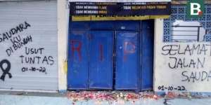 Kengerian Rekaman CCTV Pintu 13 Tragedi Kanjuruhan: Penonton Tertumpuk dan Meregang Nyawa, Terlihat Jelas