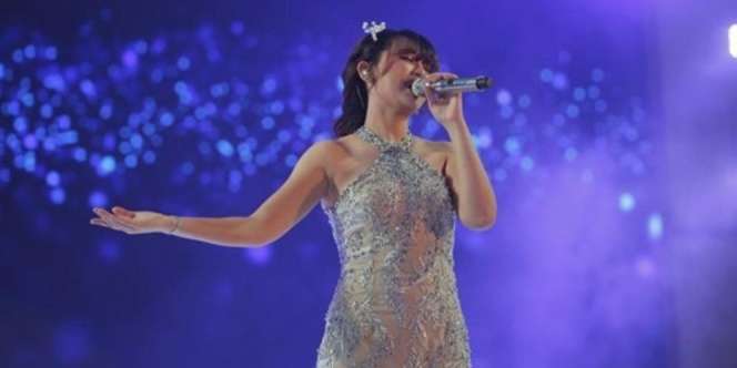 Unggah Momen Bahagia bersama Pasangan, Happy Asmara Jawab Rasa Penasaran Netizen