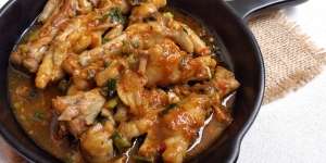 Ceker Ayam Mercon, Pedasnya Bikin Ketagihan