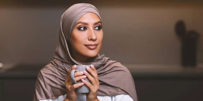 Hindari 3 Minuman Ini di Pagi Hari Demi Pencernaan Nyaman