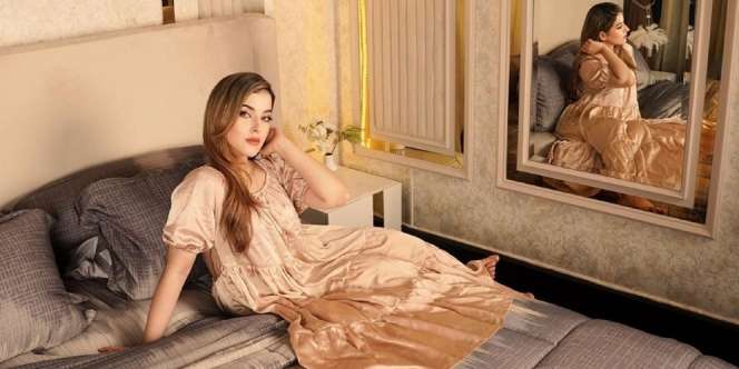 Mentereng, Outfit Tasya Farasya Serba Kuning Pamer Baby Bump