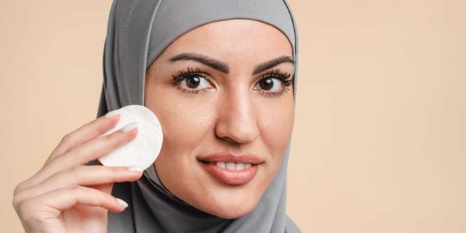 Pakai Hand Mixer, Cara Unik Bikin Foundation Mudah Diratakan