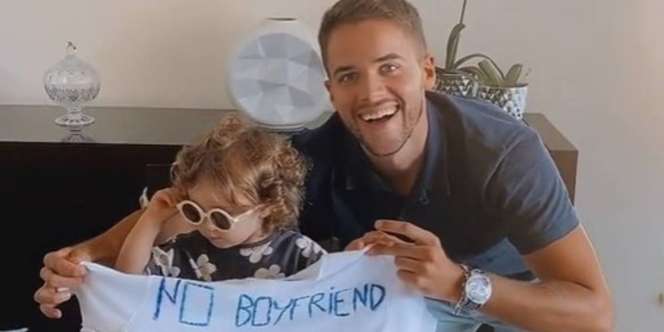 Tak Mau Putrinya Pacaran Terlalu Cepat, Ayah Bikin Kontrak Tertulis