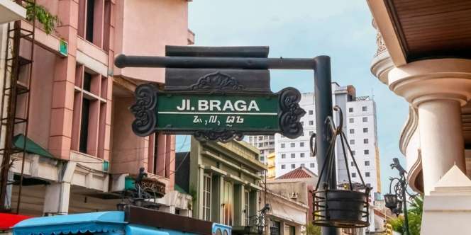 Jelajahi Sisi Instagramable Jalan Braga Bandung