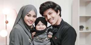 Dear Ameena, Papa Atta Larang Kamu Pacaran Sampai Tahun 2046 tapi Bunda Aurel...