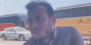 Viral Jemaah Disamperi Penjual Parfum Fasih Bahasa Jawa di Jeddah: `Satus Ewu Telu`