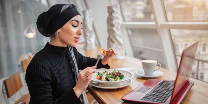 Tak Dianjurkan Mandi Setelah Makan, Ingin Tahu Alasannya?