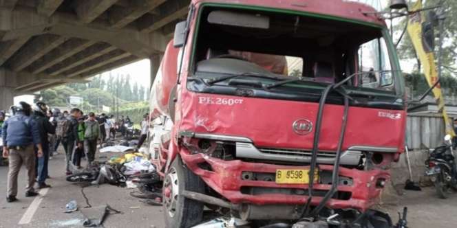Bukan Cuma Rem Blong, Klakson 'Telolet' Jadi Penyebab Masalah Kecelakaan Maut di Cibubur