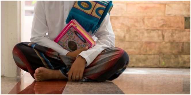 15 Kata-Kata Hari Santri Nasional dengan Bahasa Inggris dan Artinya, Bikin Postingan Makin Keren