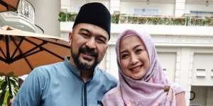 Bukan David Chalik, Desy Ratnasari Sebut 3 Pria Berusaha Merebut Hatinya 