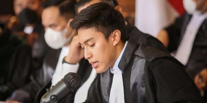 Sosok Pengacara Tampan Sangun Ragahdo yang Bikin Netizen Gagal Fokus di Sidang Anak Buah Ferdy Sambo