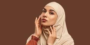Trik Meracik Masker Alami dari Madu untuk Atasi Masalah Kulit Sesuai Jenisnya 