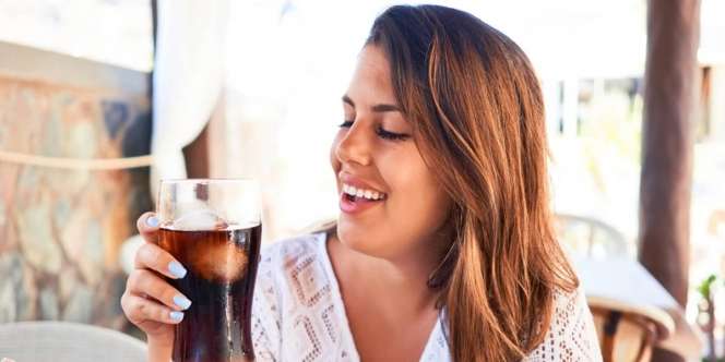 Suka Minuman Bersoda? Kesuburan Bisa Jadi Taruhannya