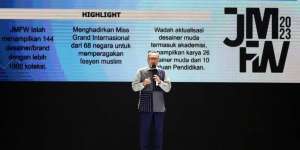 FOTO: Menteri Perdagangan Buka Jakarta Fashion Week 2023