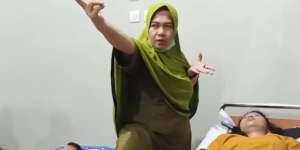 Ingat Dukun Ningsih Tinampi? Dulu Ngaku Bisa Panggil Nabi & Malaikat, Begini Nasibnya Setelah Tak Viral Lagi