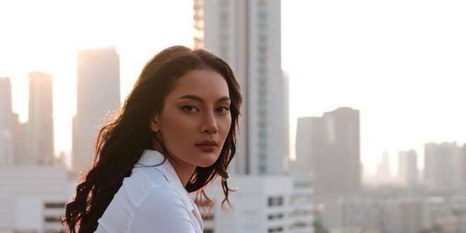 Erica Carlina Bagikan Foto Masa Kecil, Definisi Cantik Sejak Lahir