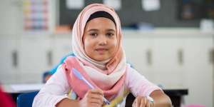 Tak Melulu Akademik, Ada 7 Kecerdasan Anak yang Bisa Digali