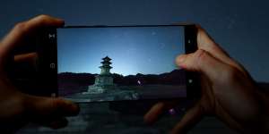 Tangkap Momen Sempurna Langit Penuh Bintang Pakai Galaxy S22 Series 5G