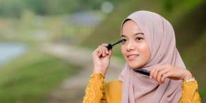 Dapatkan Bulu Mata Lentik dan Panjang Natural dengan Teknik Pemakaian Maskara yang Tepat
