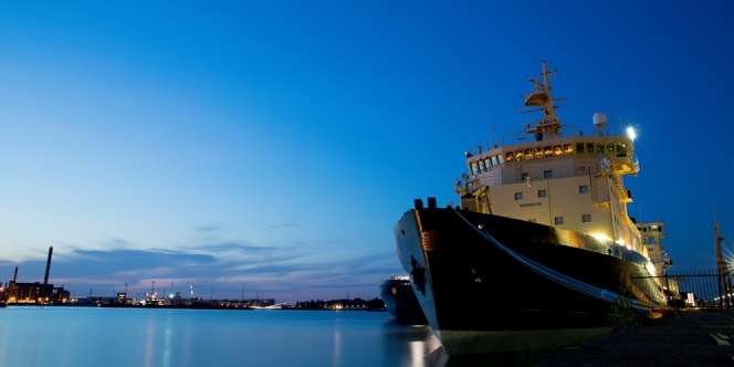 Arti Mimpi Naik Kapal Laut, Benarkah Selalu Jadi Isyarat Keberuntungan?