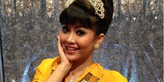 Artis Cantik Ini Dulu Presenter Kondang, Kini Banting Stir Jadi Pengusir Jin, Akui Untuk Proteksi Diri!